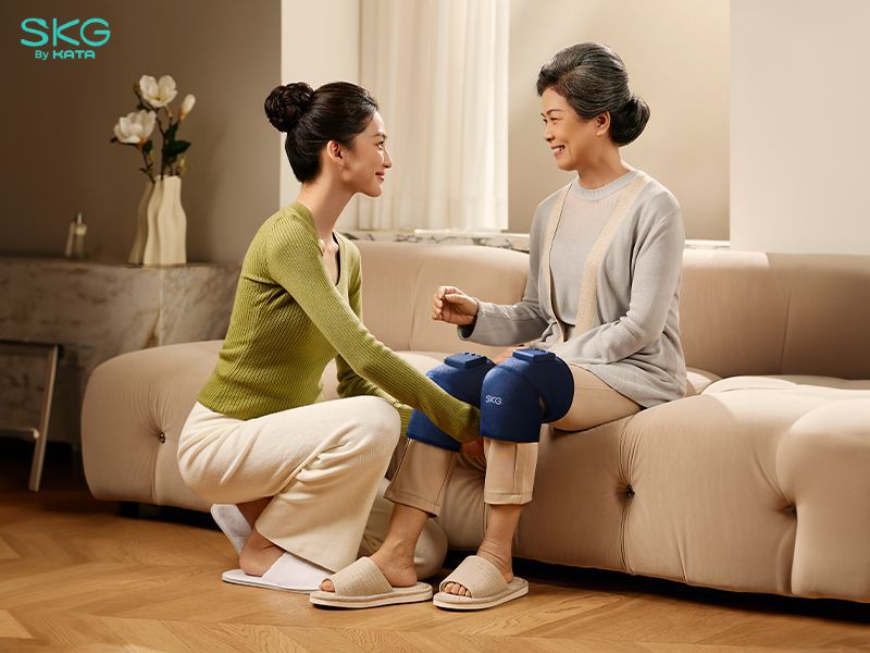 Bộ sản phẩm máy massage đầu gối SKG W3 tại SKG Việt Nam có gì?