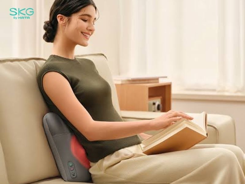 Chất liệu mút mềm mại, ôm sát nâng đỡ lưng