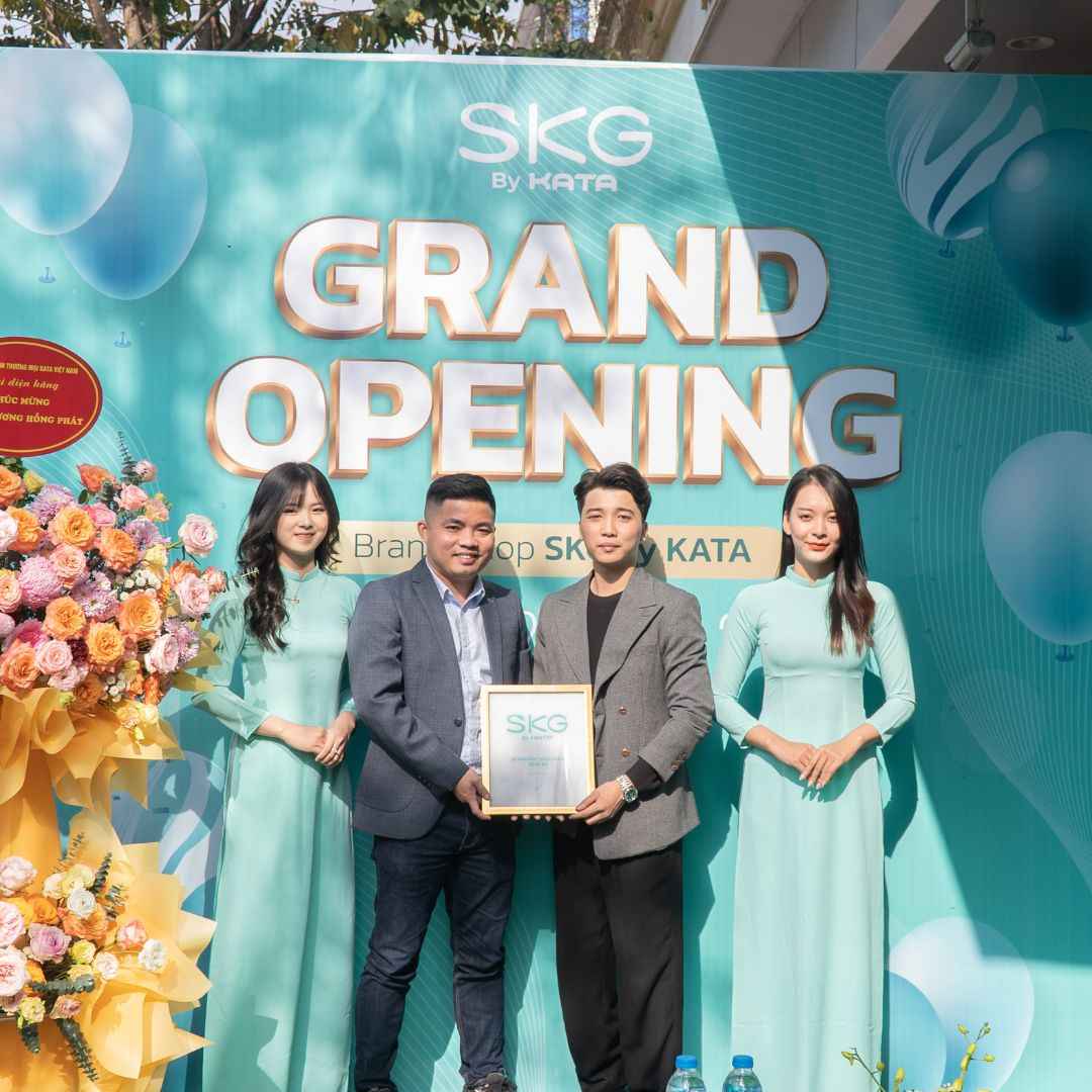 Cửa hàng có có địa chỉ rõ ràng và có thương hiệu