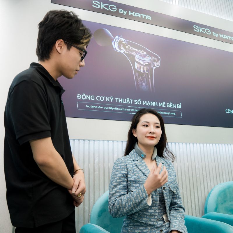 Cửa hàng sở hữu đội ngũ nhân viên chăm sóc khách hàng chuyên nghiệp