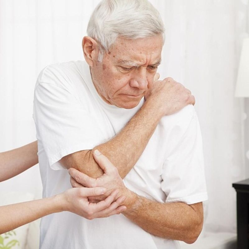 Ai nên áp dụng kỹ thuật massage vuốt dọc cơ