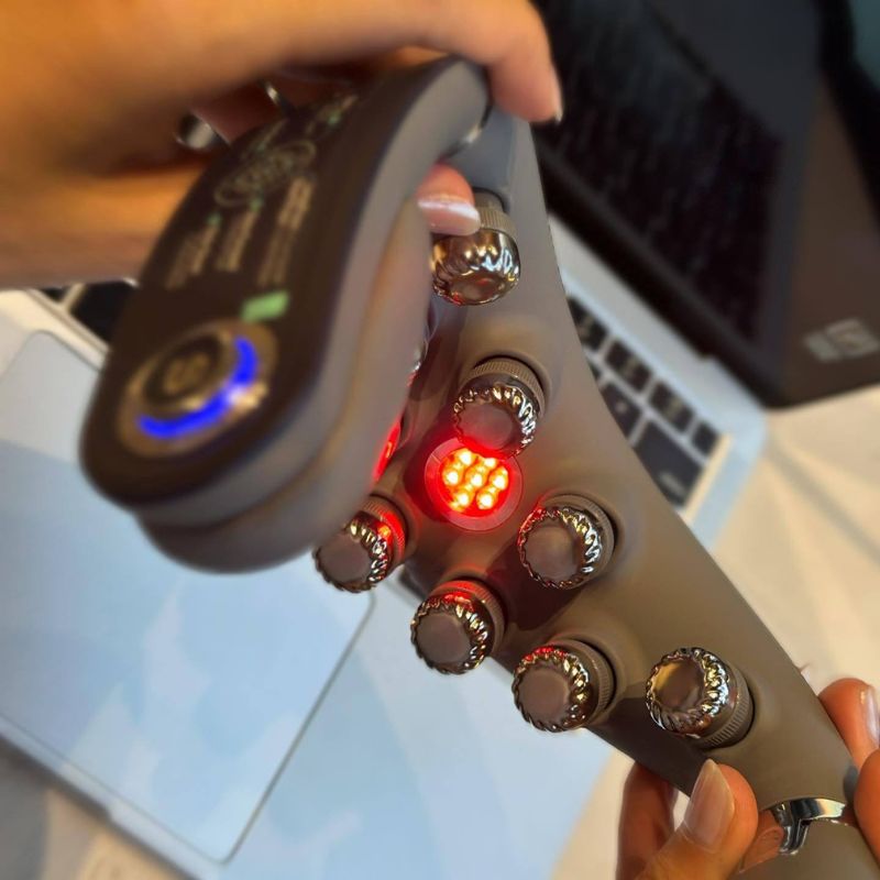 Chú ý đến tính năng và công nghệ